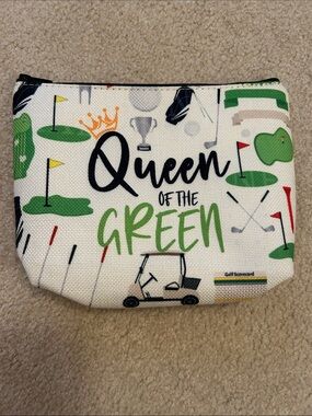 Queen of the Green Golf Cosmetic Bag - White/Green
